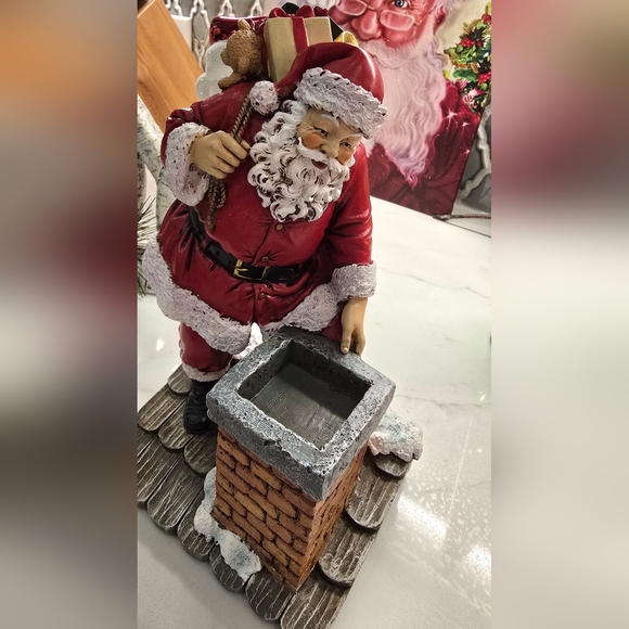 Festive Santa Claus Holiday Figurine - Picture 3 of 9